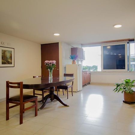 Apartamentos Galerias Богота Екстер'єр фото
