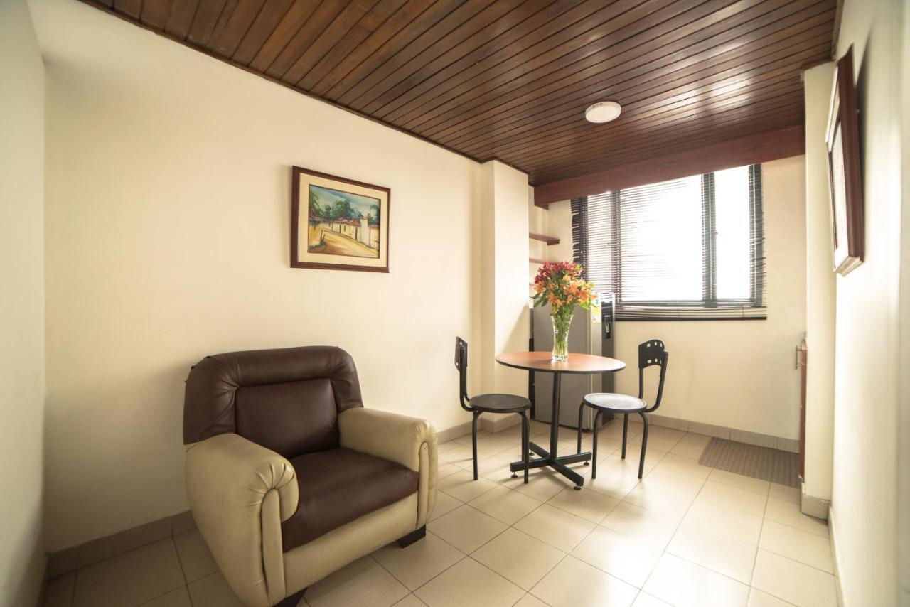 Apartamentos Galerias Богота Екстер'єр фото