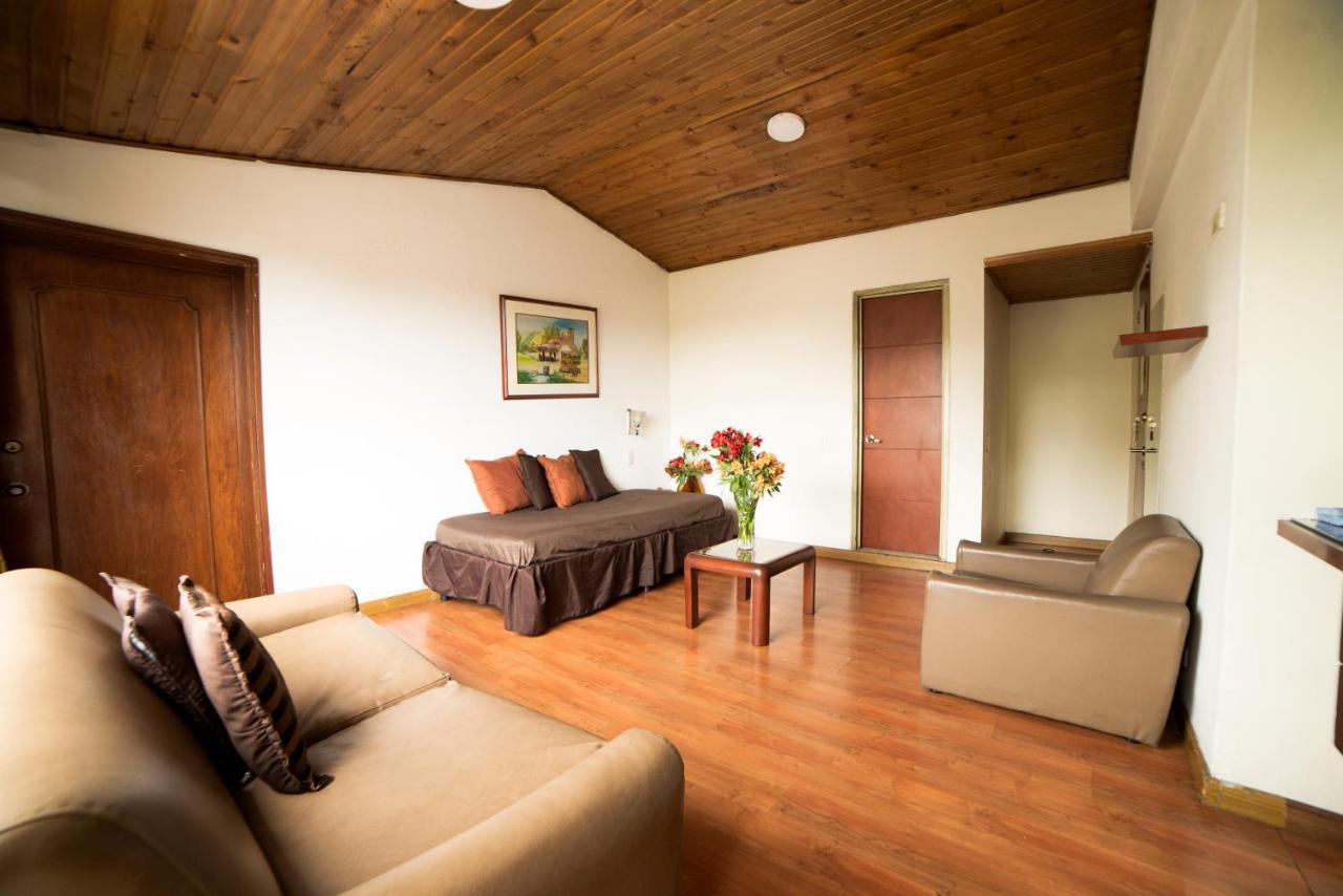 Apartamentos Galerias Богота Екстер'єр фото