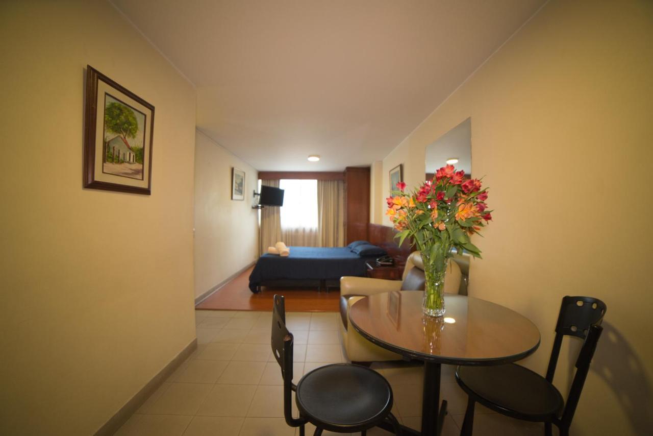 Apartamentos Galerias Богота Екстер'єр фото