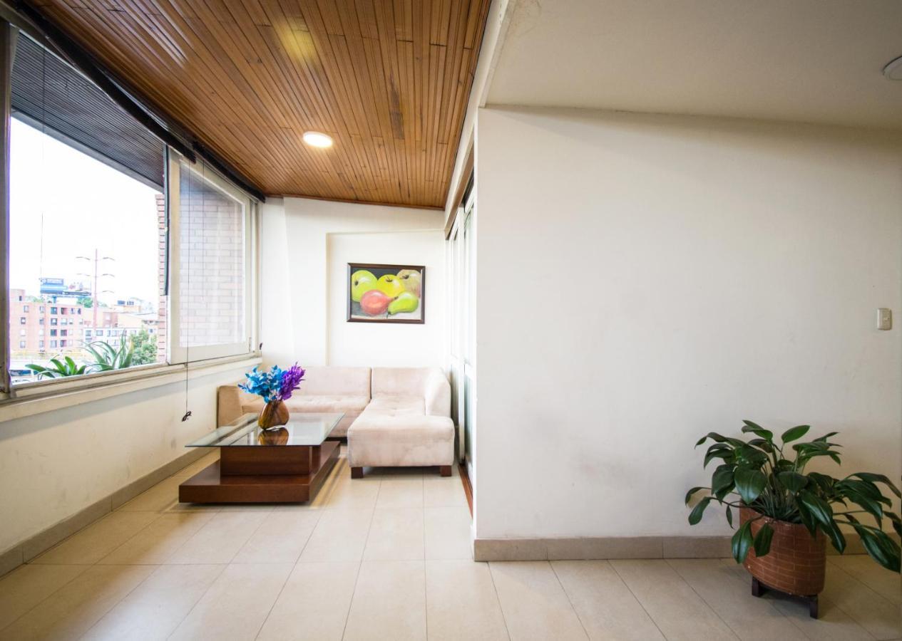 Apartamentos Galerias Богота Екстер'єр фото