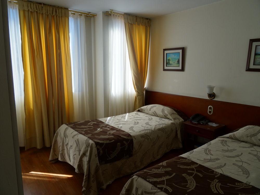 Apartamentos Galerias Богота Екстер'єр фото